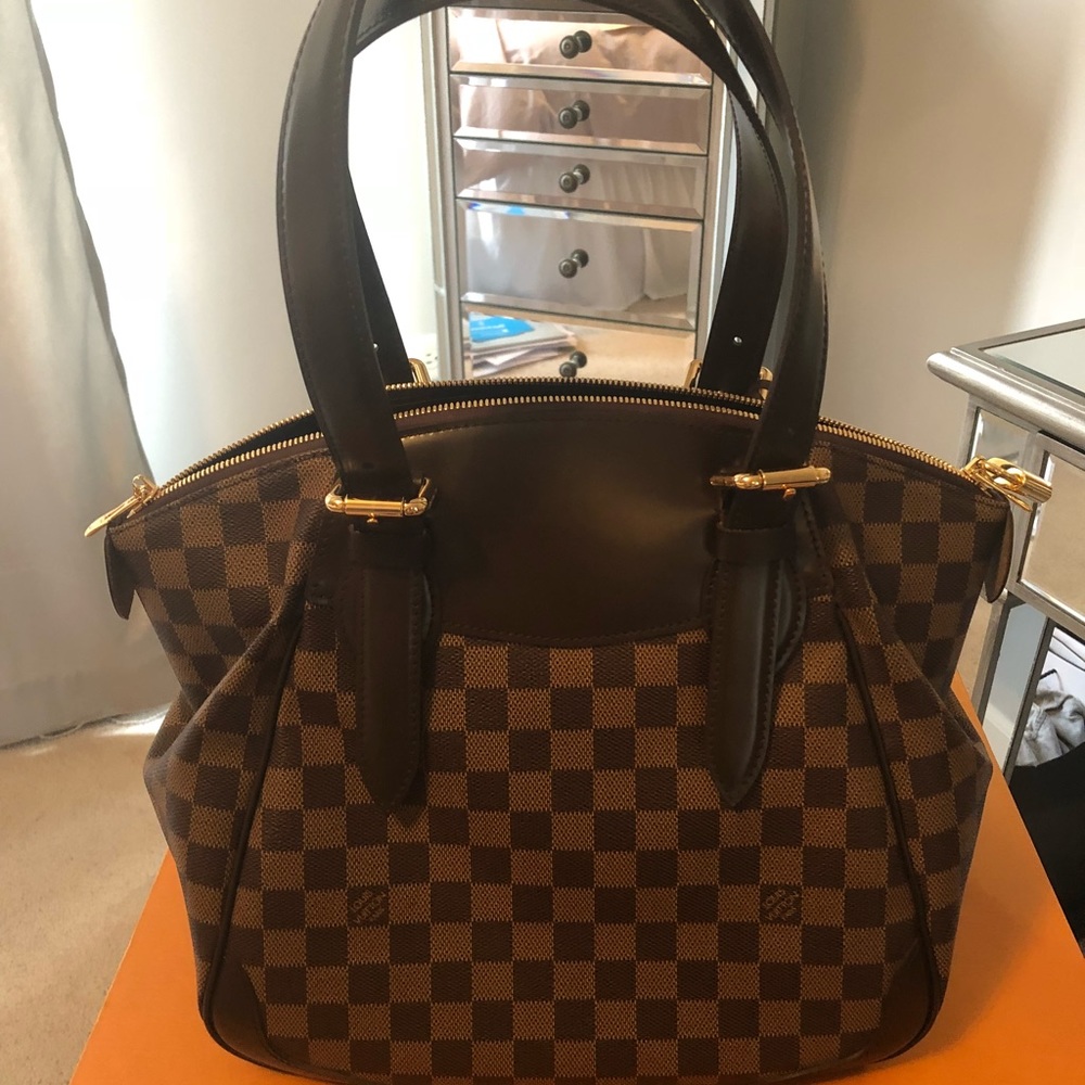 Authentic Louis Vuitton Damier Canvas Verona MM